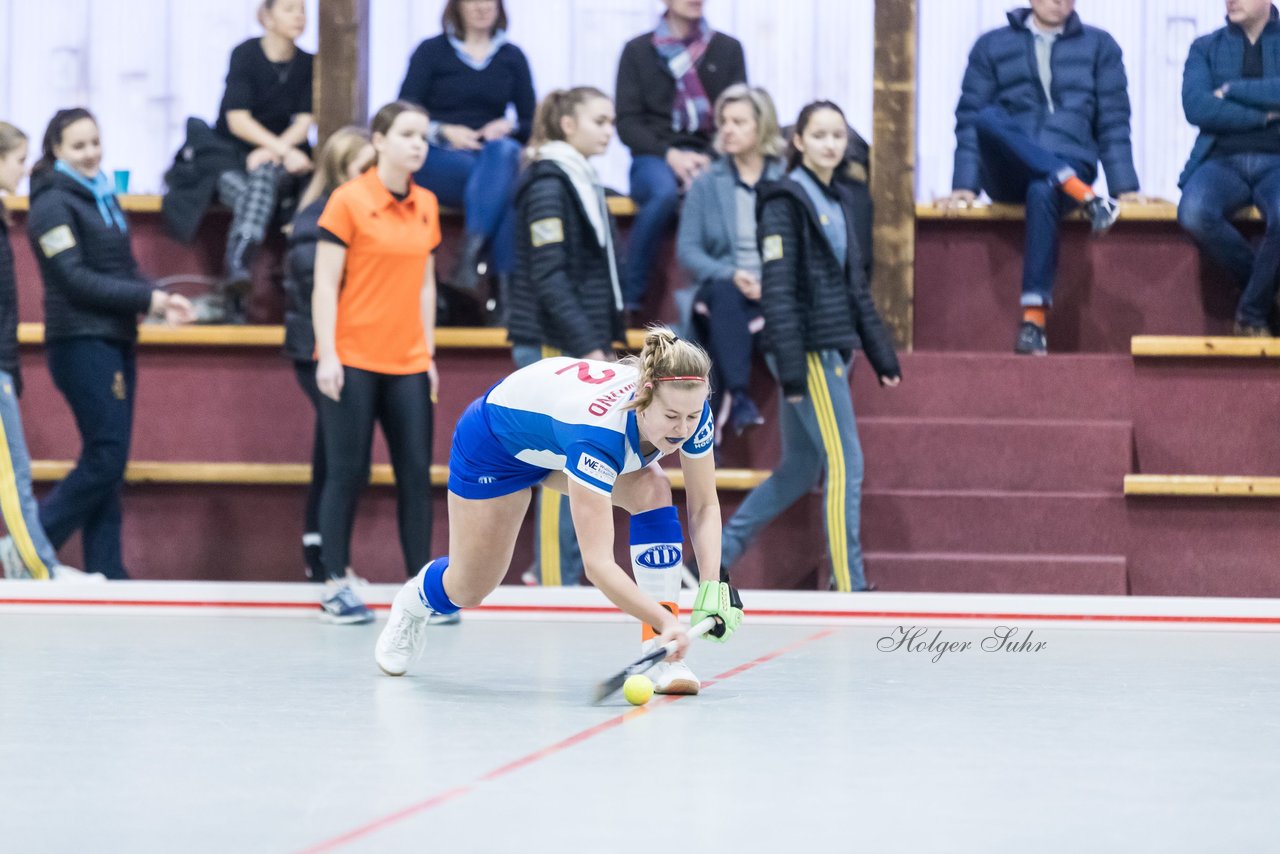 Bild 40 - B-Juniorinnen UHC